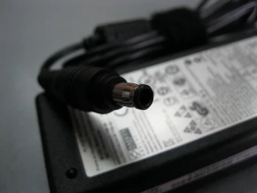 Adapter Samsung 19V 3.16A 60W