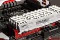 DDR4 Crucial Ballistix Sport LT Gray 16 GB DDR4-2400 UDIMM (BLS2K16G4D240FSB)