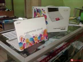 Acer Aspire One D270-26Cw Balloon Carnival Limited Edition